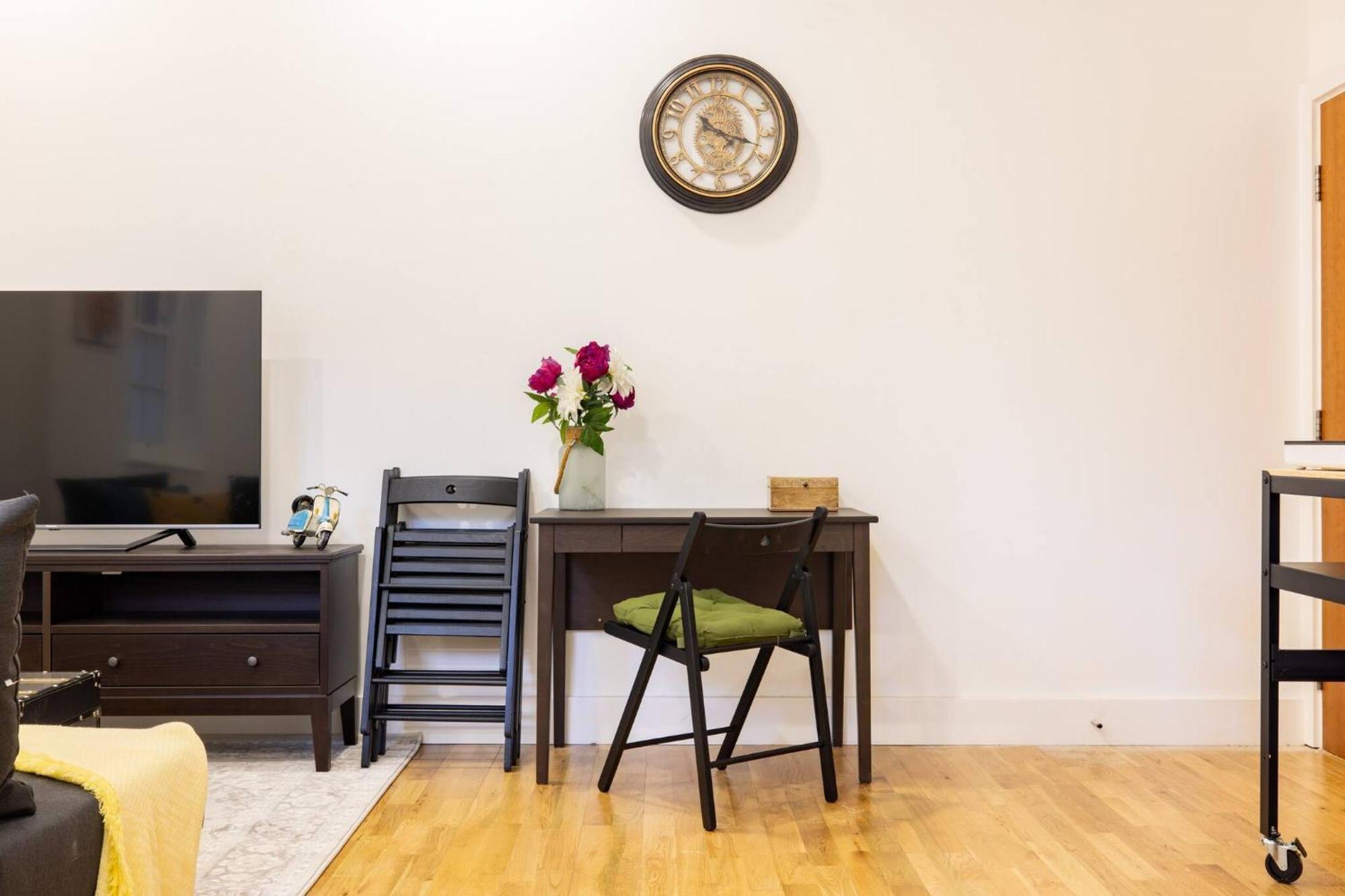 Wild Roses Serviced - Angel Appartement *